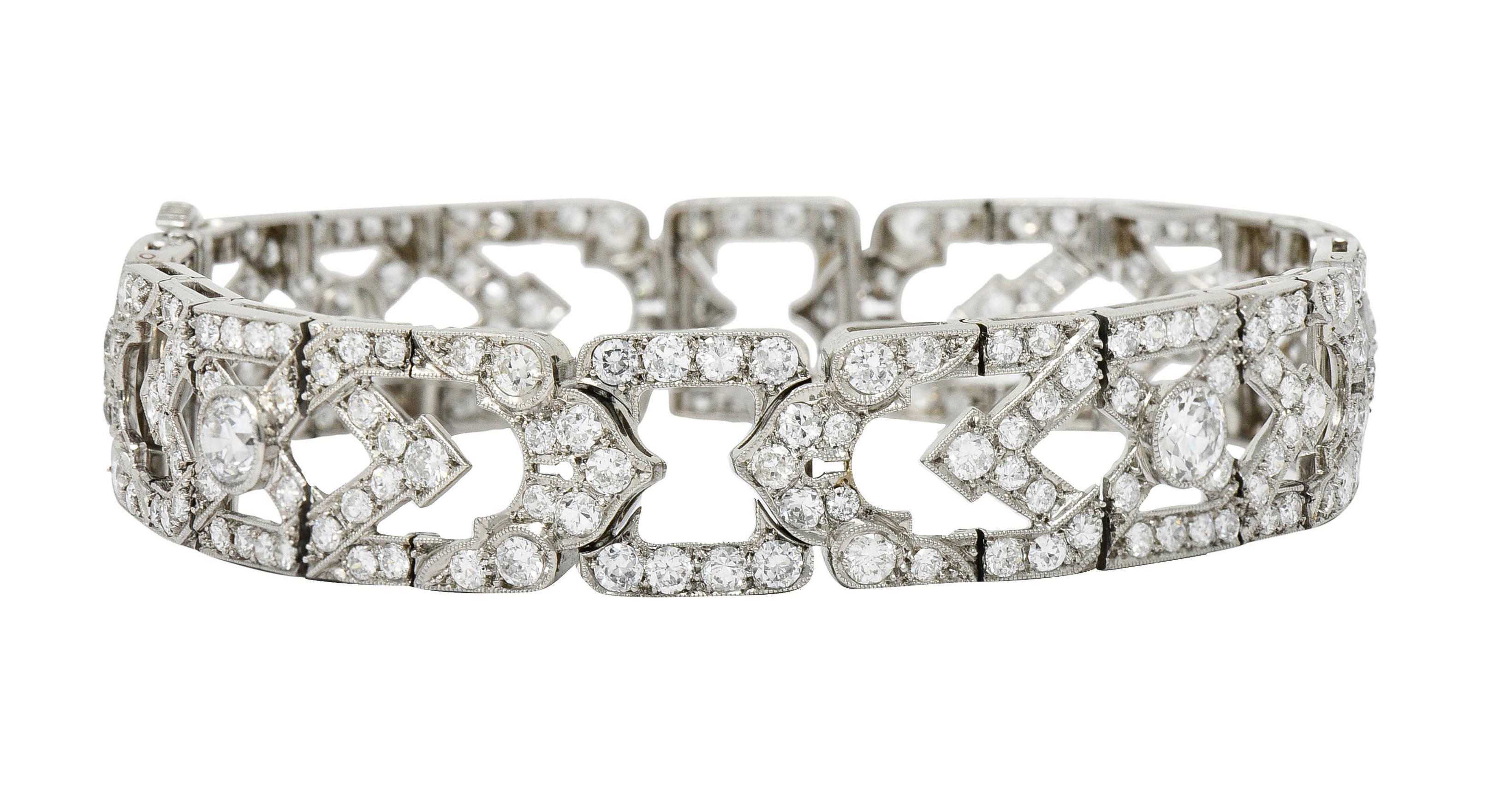 Late Art Deco 9.00 Carats Diamond Platinum Wide Line Bracelet, Circa 1930 In Excellent Condition In Philadelphia, PA