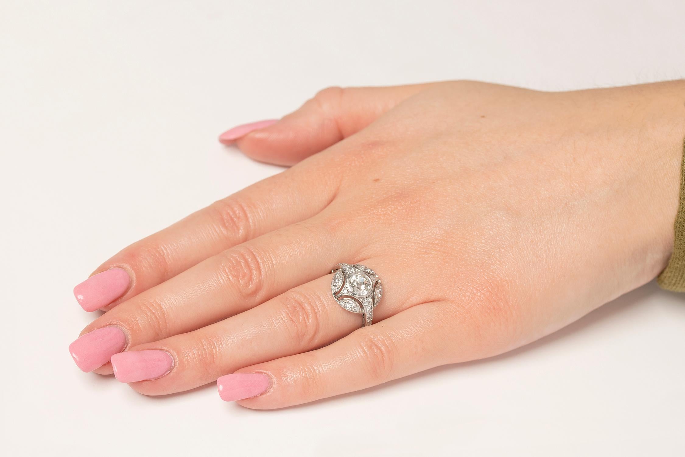 Women's or Men's Late Art Deco Diamond Cluster Ring, circa 1930s For Sale