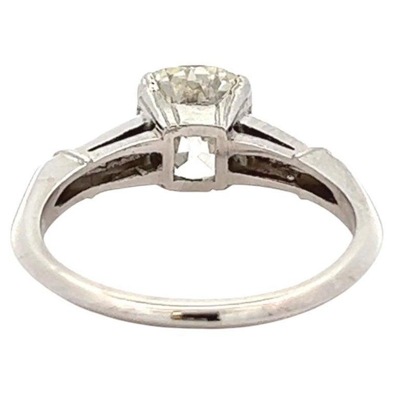 Late Art Deco GIA 1.75 Carats Old Mine Cut Diamond Platinum Engagement Ring 1