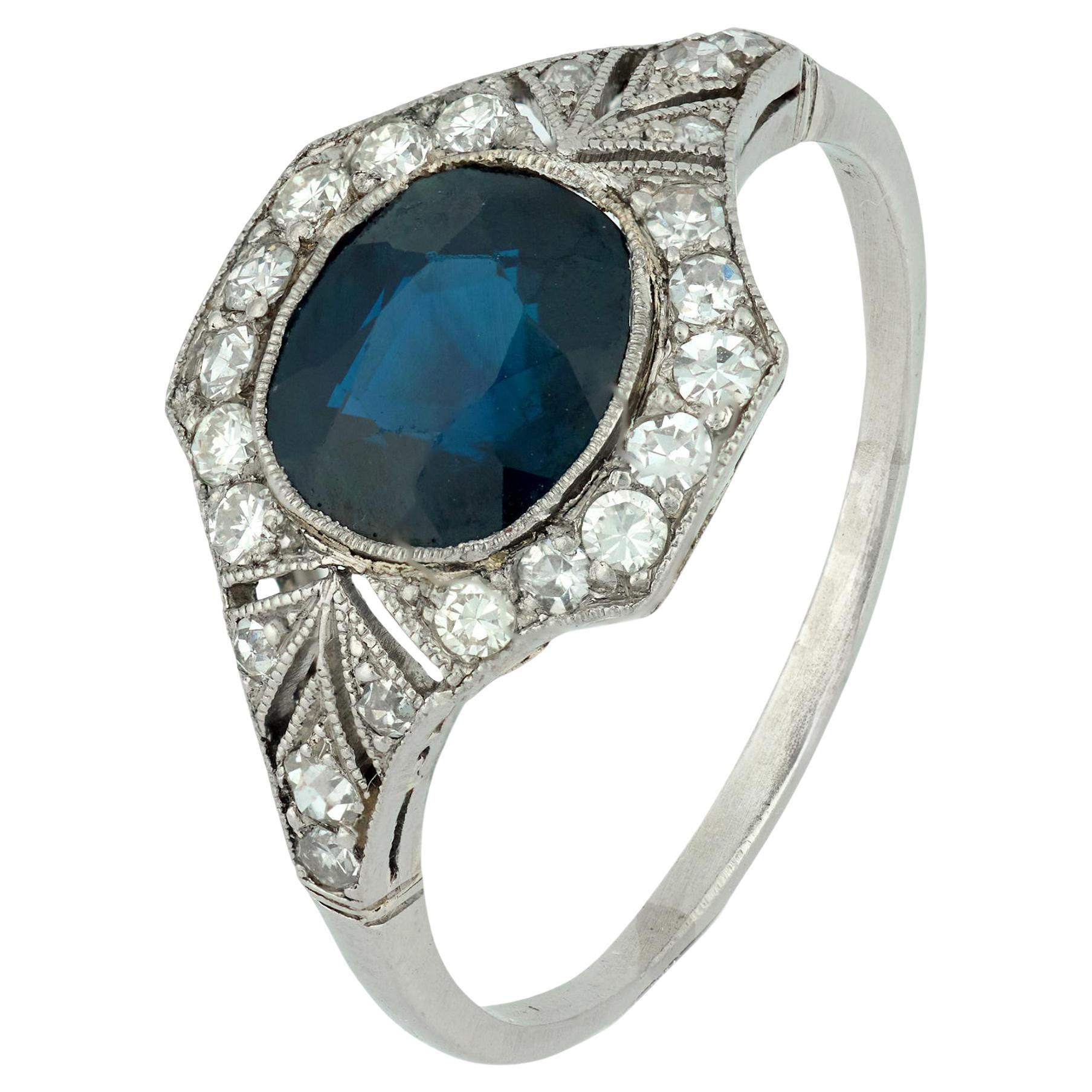Late Art Deco GIA 2.00 carat sapphire diamond platinum ring For Sale