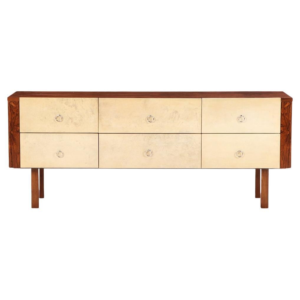 Buffet en parchemin et palissandre de la fin de l'Art déco / du milieu du siècle dernier, C.C. 1960. en vente