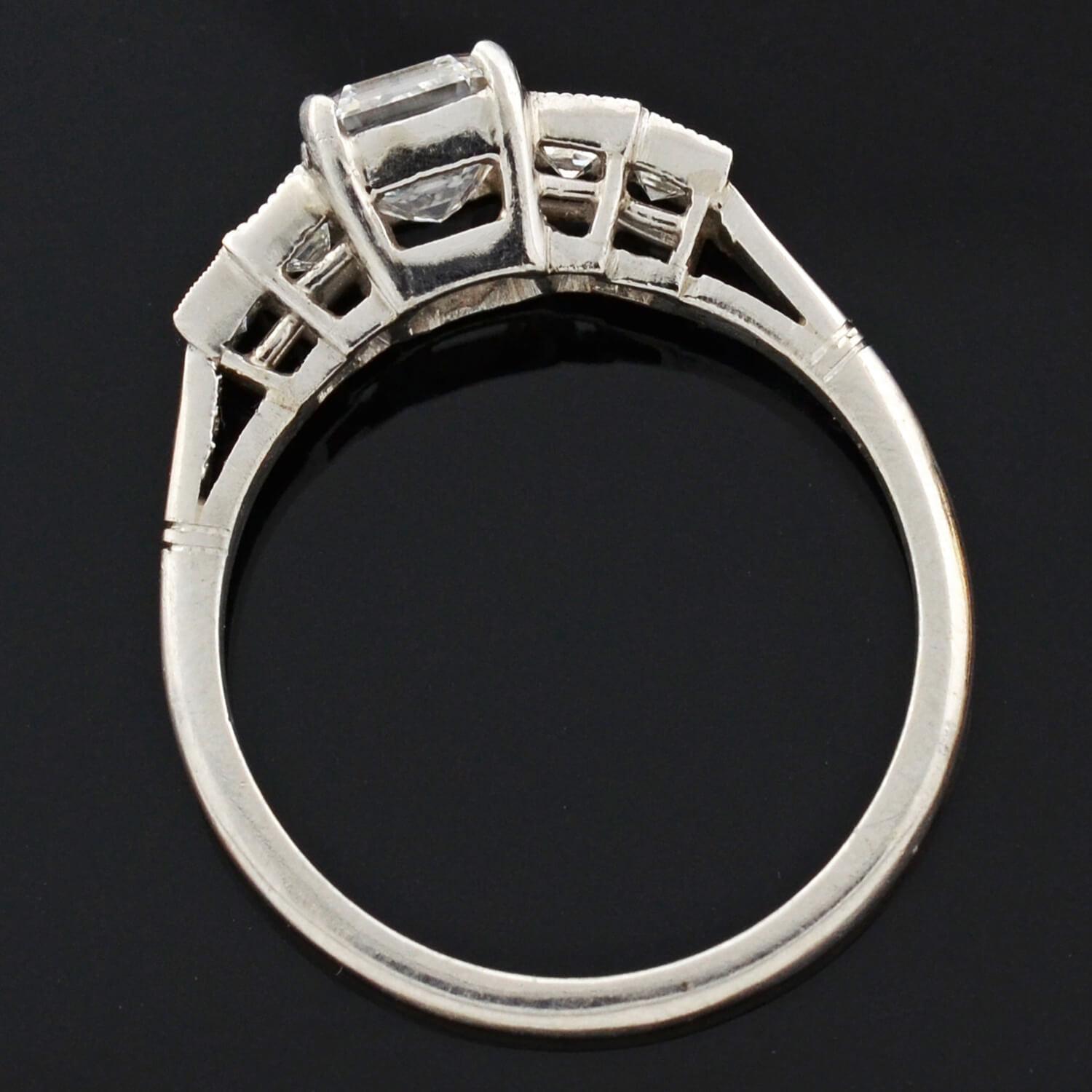 Late Art Deco Platinum Asscher Cut Diamond Engagement Ring 1.03ct In Good Condition For Sale In Narberth, PA