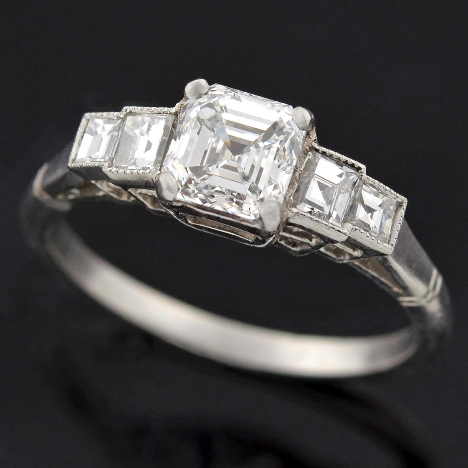 Women's or Men's Late Art Deco Platinum Asscher Cut Diamond Engagement Ring 1.03ct For Sale