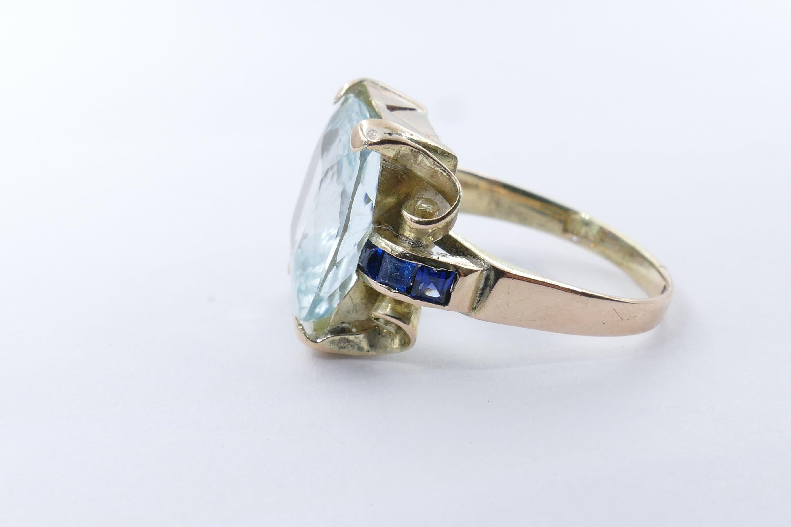 Antique Cushion Cut Late Art Deco Rose or Yellow Gold Large Aquamarine and Sapphire Cocktail Ring