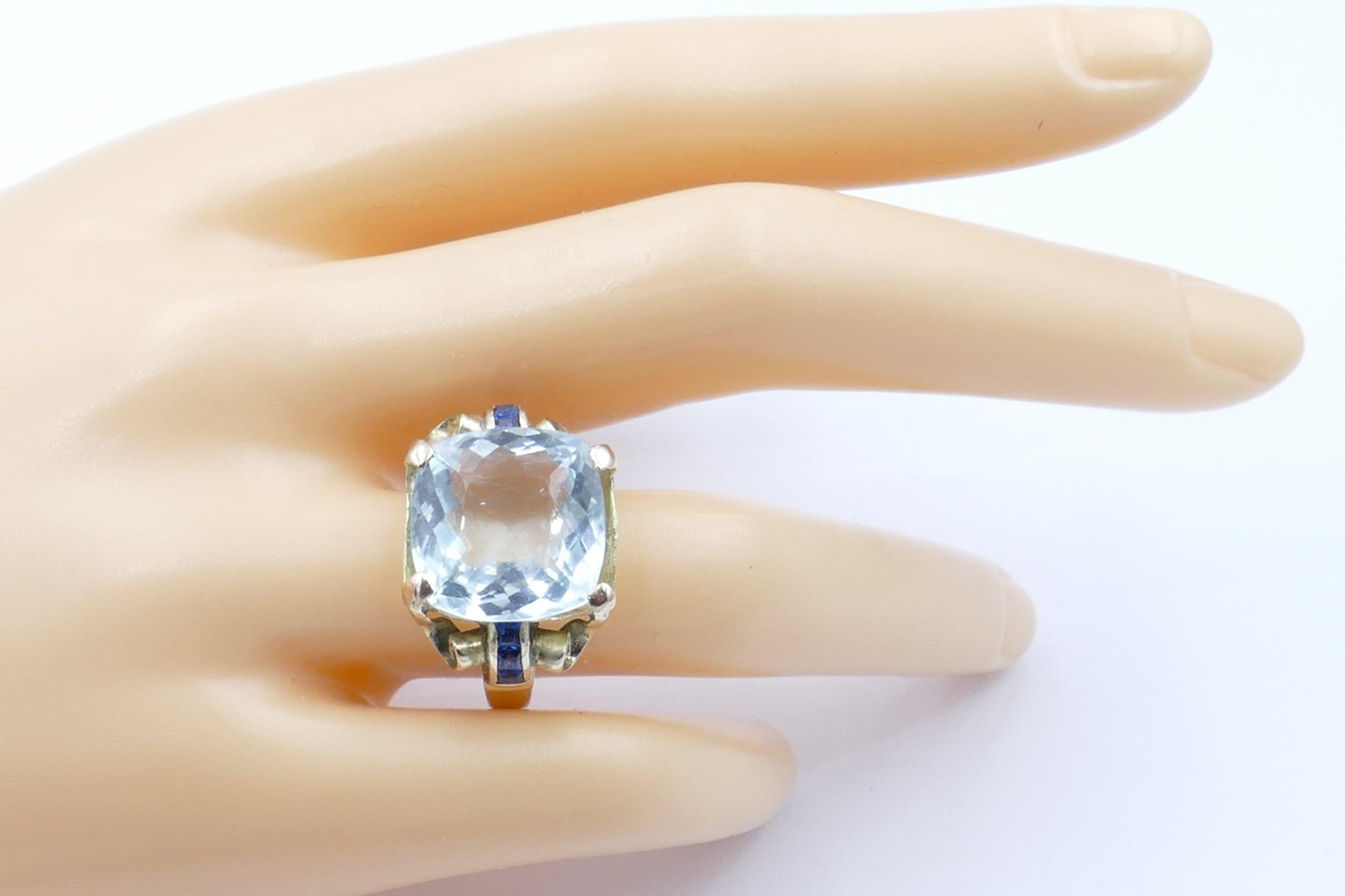 Late Art Deco Rose or Yellow Gold Large Aquamarine and Sapphire Cocktail Ring 1