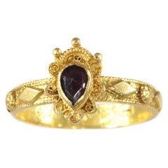 Late Baroque High Karat '18K+' Yellow Gold Garnet Ring Hallmarked Amsterdam 1692