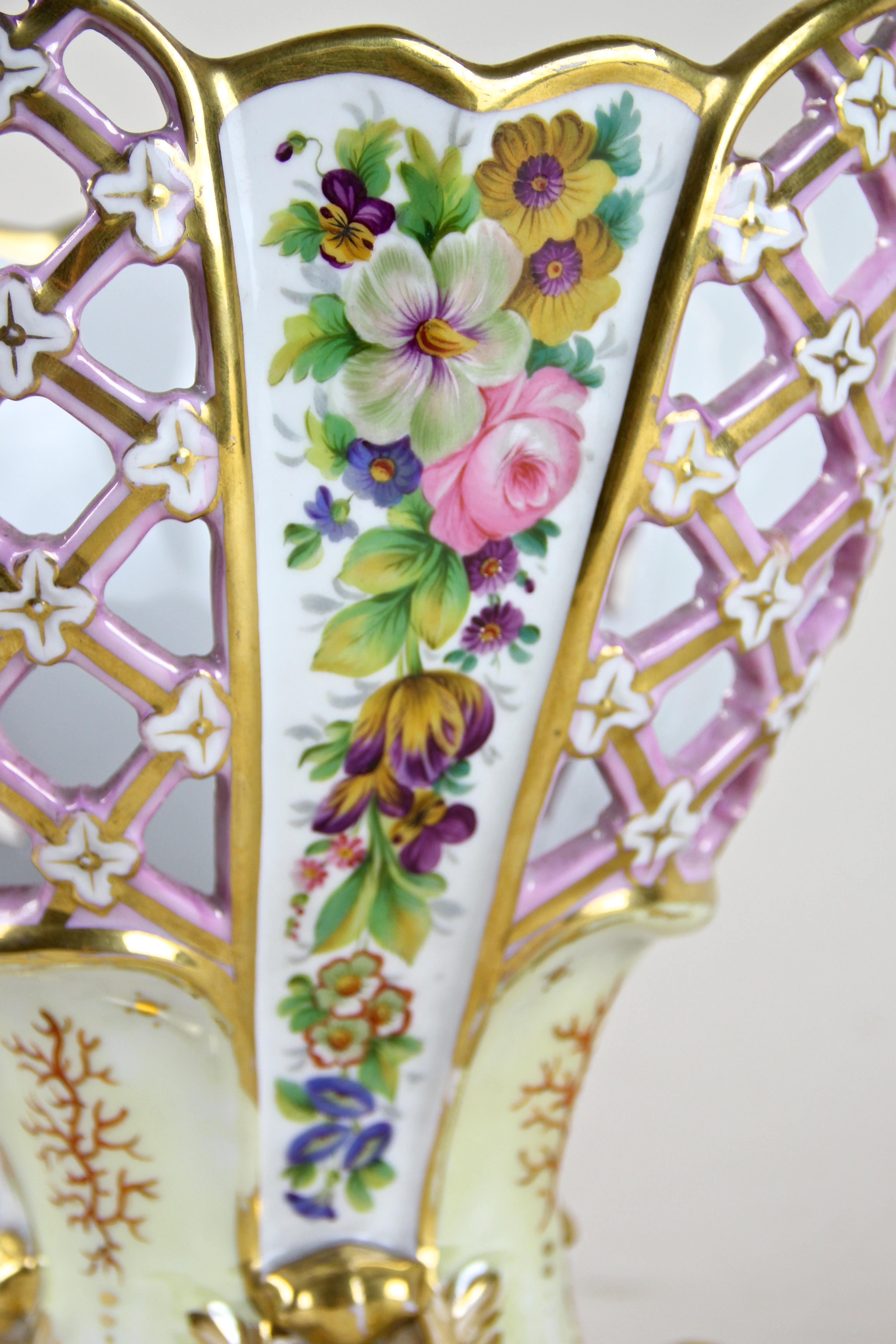 Late Biedermeier Porcelain Basket by Fischer & Mieg, Bohemia, circa 1860 8