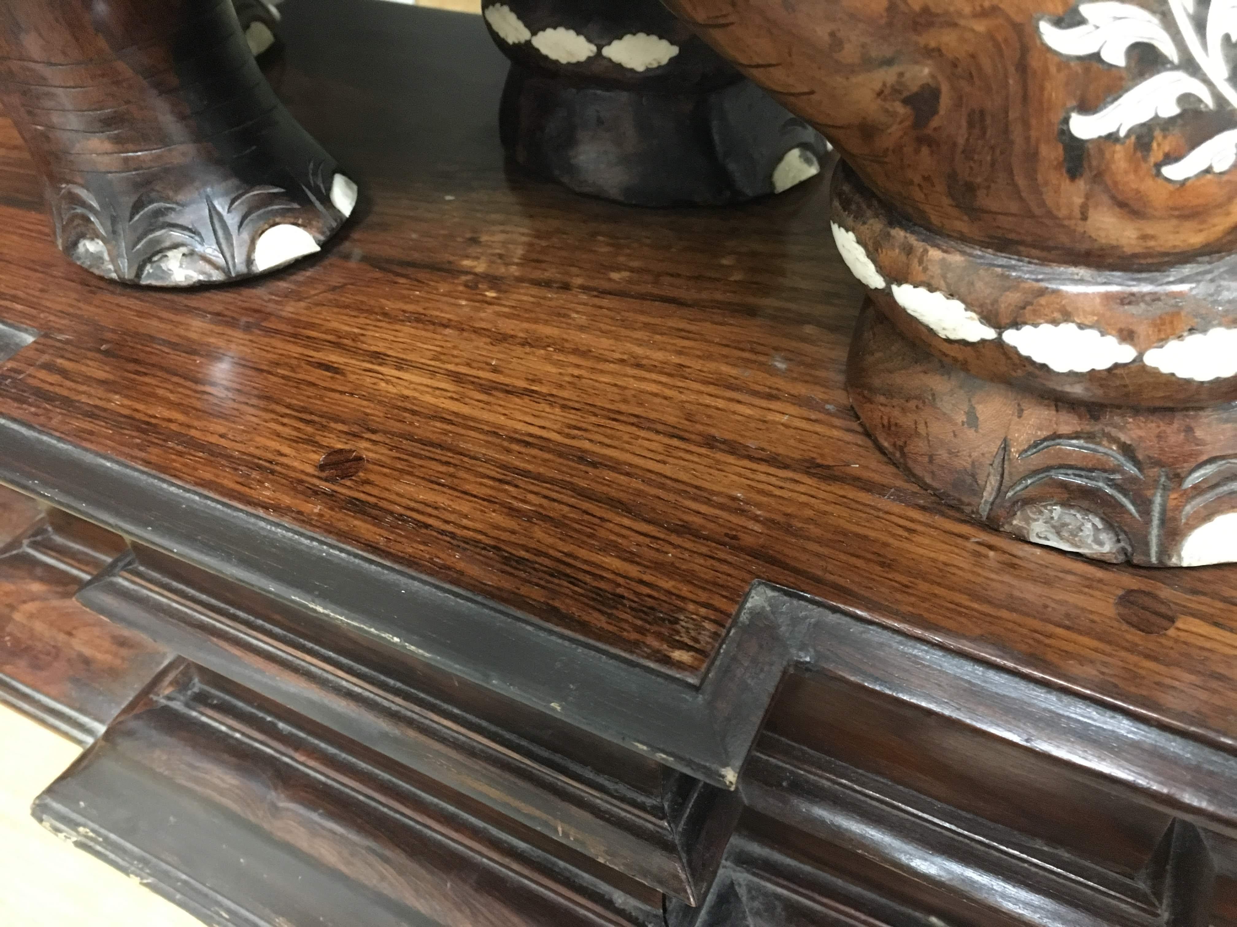 Late C19th/Early C20th Handcarved Rosewood & Camel Bone Inlay Elephant On Plinth For Sale 1