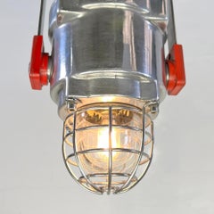 Britische modifizierte explosionssichere Stroboskop-Leuchte mit Käfig aus dem späten Jahrhundert