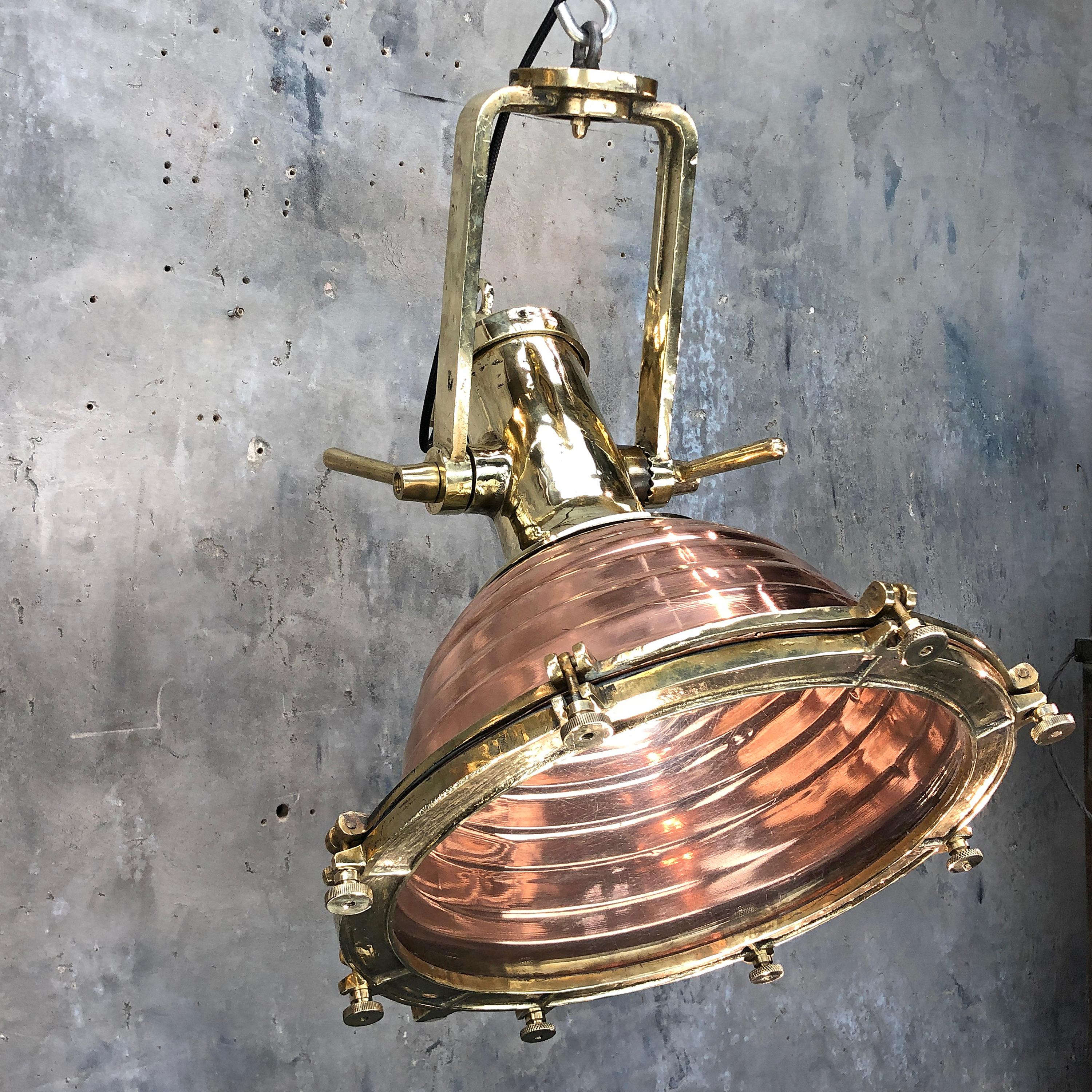 Late Century German Large Copper and Cast Brass Directional Cargo Light Pendant For Sale 1