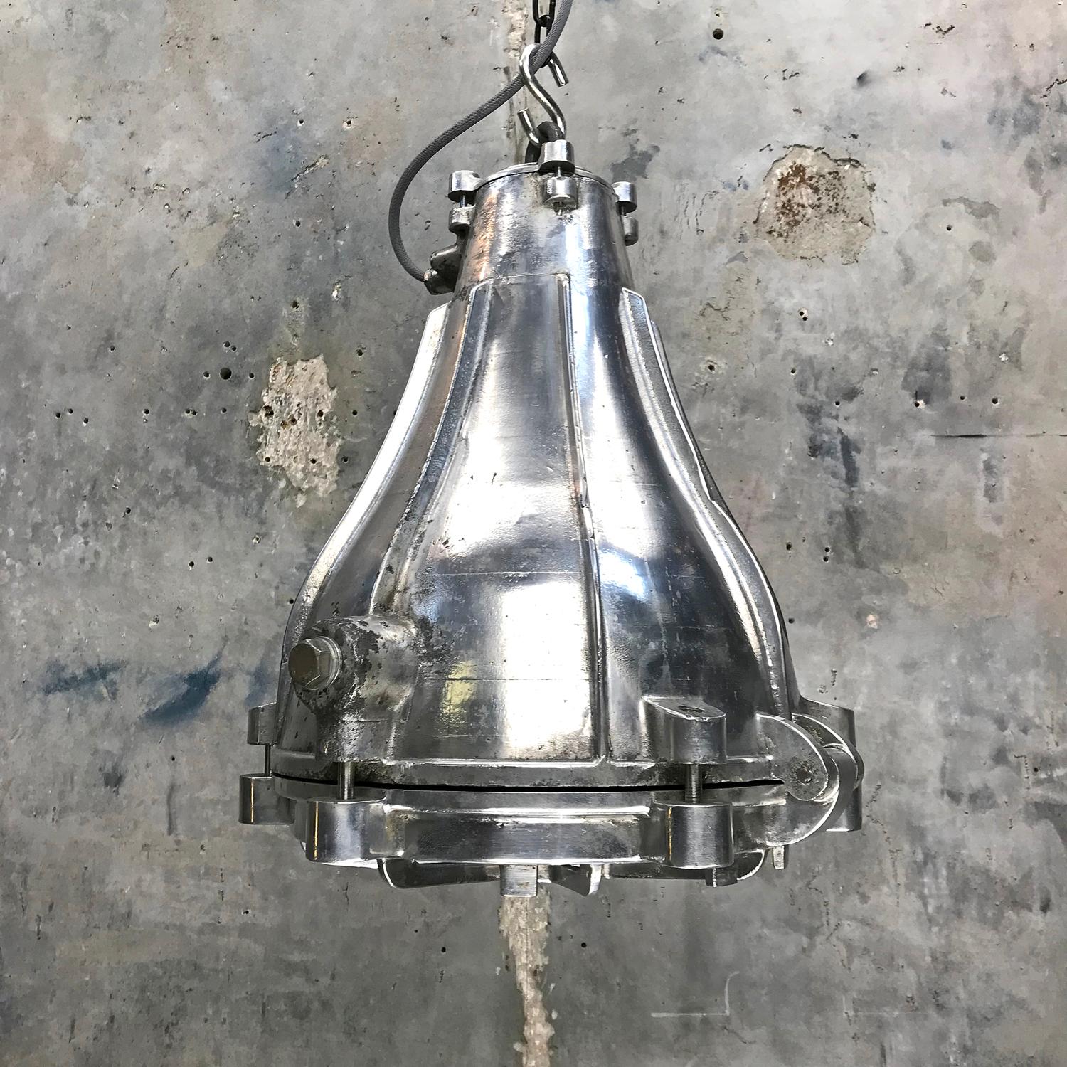 If you are looking for an industrial fitting that is truly unique look no further!

This light has been re-claimed from an ice breaking vessel that would travel through arctic conditions. The 18kg weight prevents it from freezing and fracturing in
