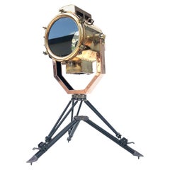 Spätes Jahrhundert Japanisch Kupfer & Messing Searchlight Stehlampe British MOD Stativ