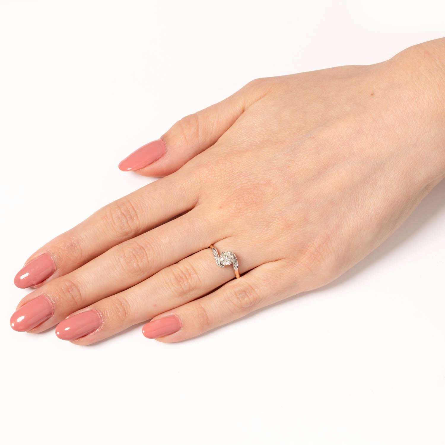 Bague torsadée solitaire à diamant de 0,60ct, A.I.C C., c.1940 Bon état - En vente à London, GB