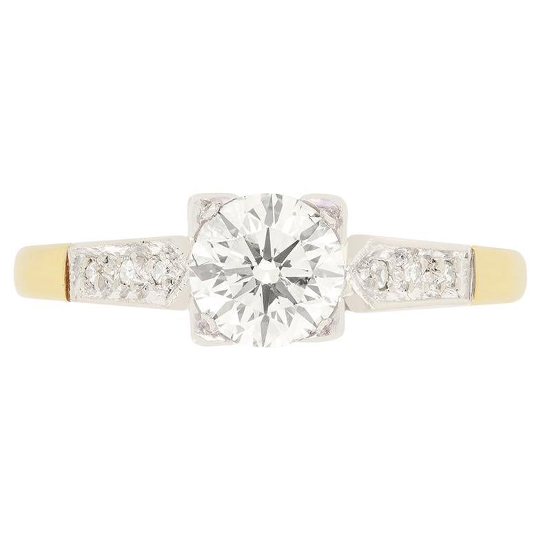 Late Deco 0.70ct Diamond Solitaire ring, c.1940s For Sale