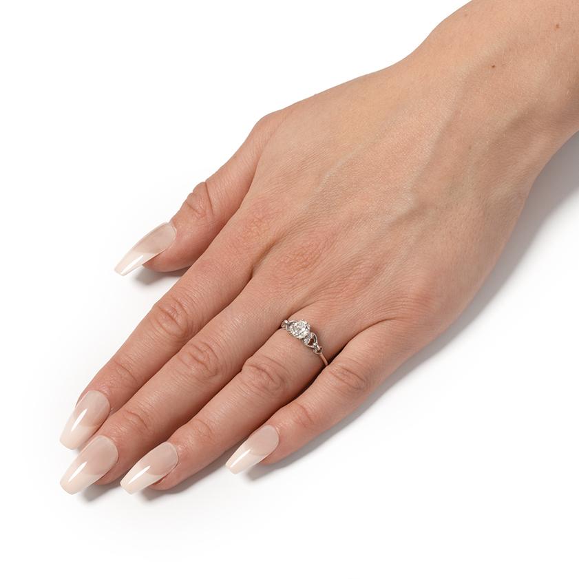 Spätdeko-Diamant-Solitärring (0,76 Karat), um 1940 im Zustand „Gut“ im Angebot in London, GB