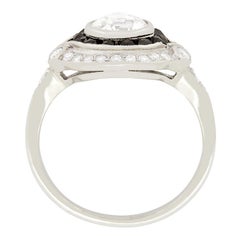 Spätdeko-Ring mit 1,01ct Diamant und Onyx, ca. 1940er Jahre