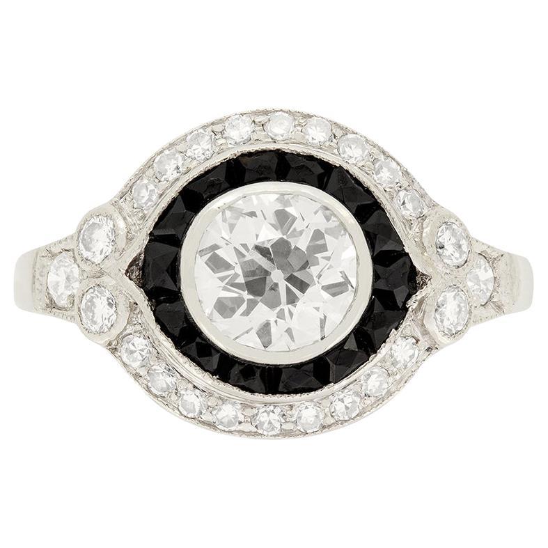 Late Deco 1.01ct Diamond and Onyx Ring, c.1940s For Sale
