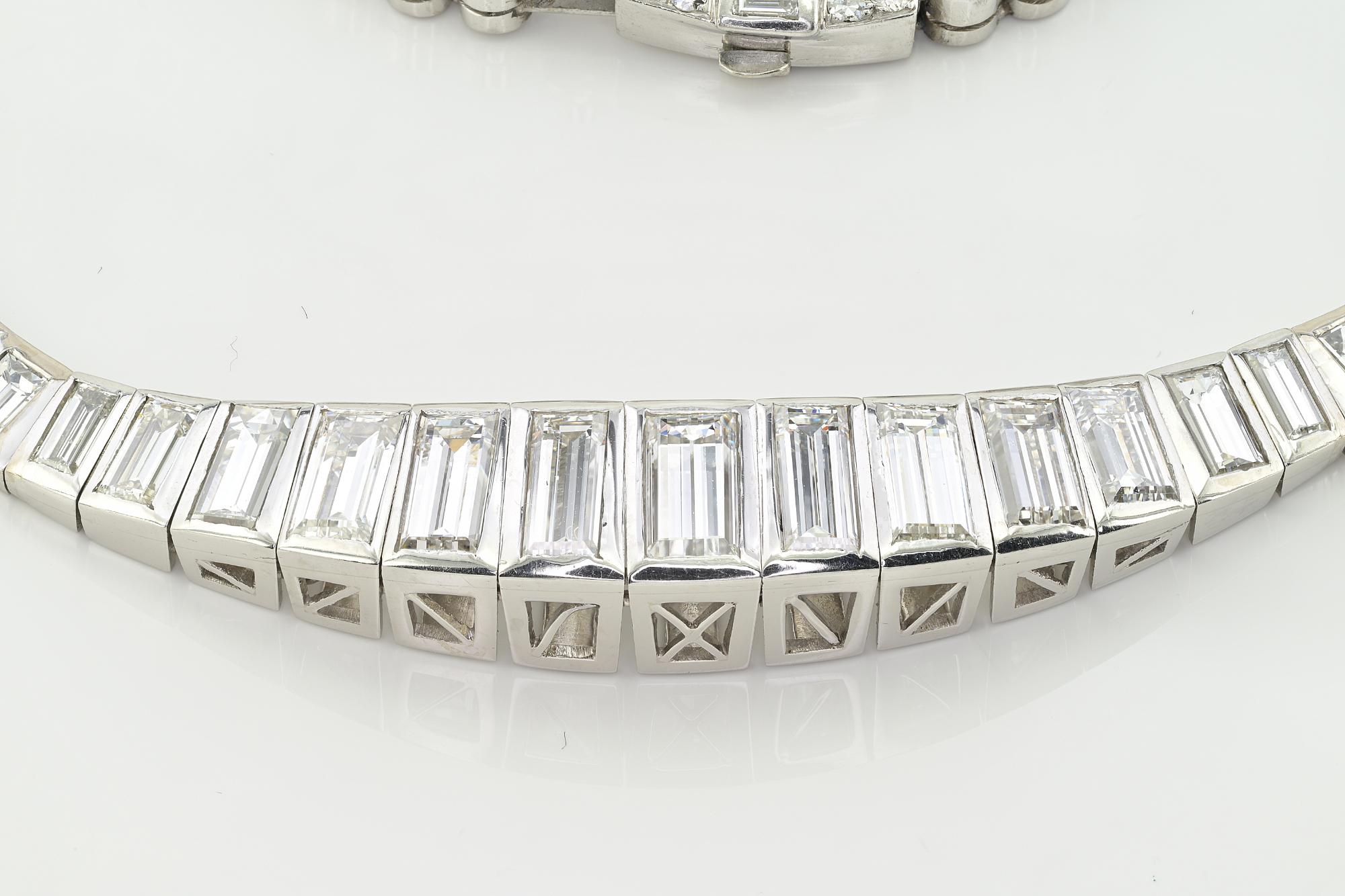 Late Deco 13.10 Ct Diamond Riviere Necklace Platinum 18 KT  For Sale 5