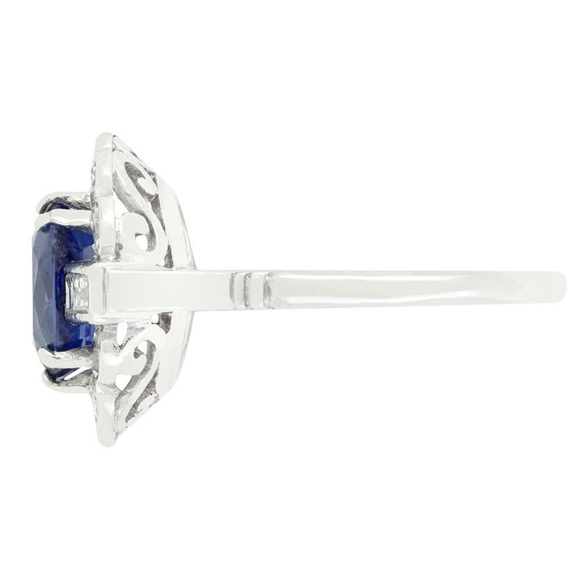 Oval Cut Late Deco 1.90ct Sapphire and Diamond Cluster Ring, c.1940s For Sale