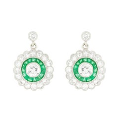 Boucles d'oreilles cible en diamant et émeraude de 2,60ct, c.1940s.