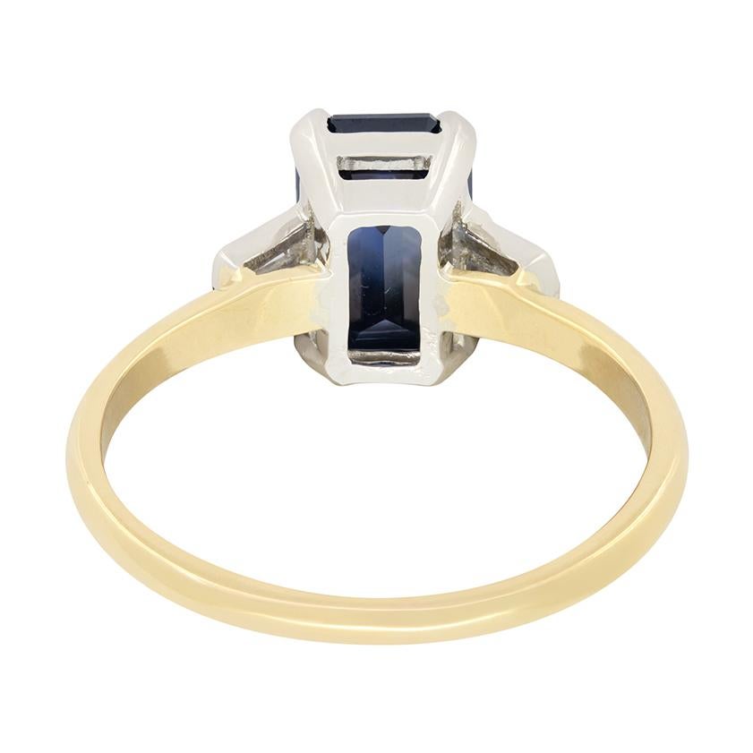 Emerald Cut Late Deco 2.80ct Sapphire Solitaire Ring, c.1940s For Sale
