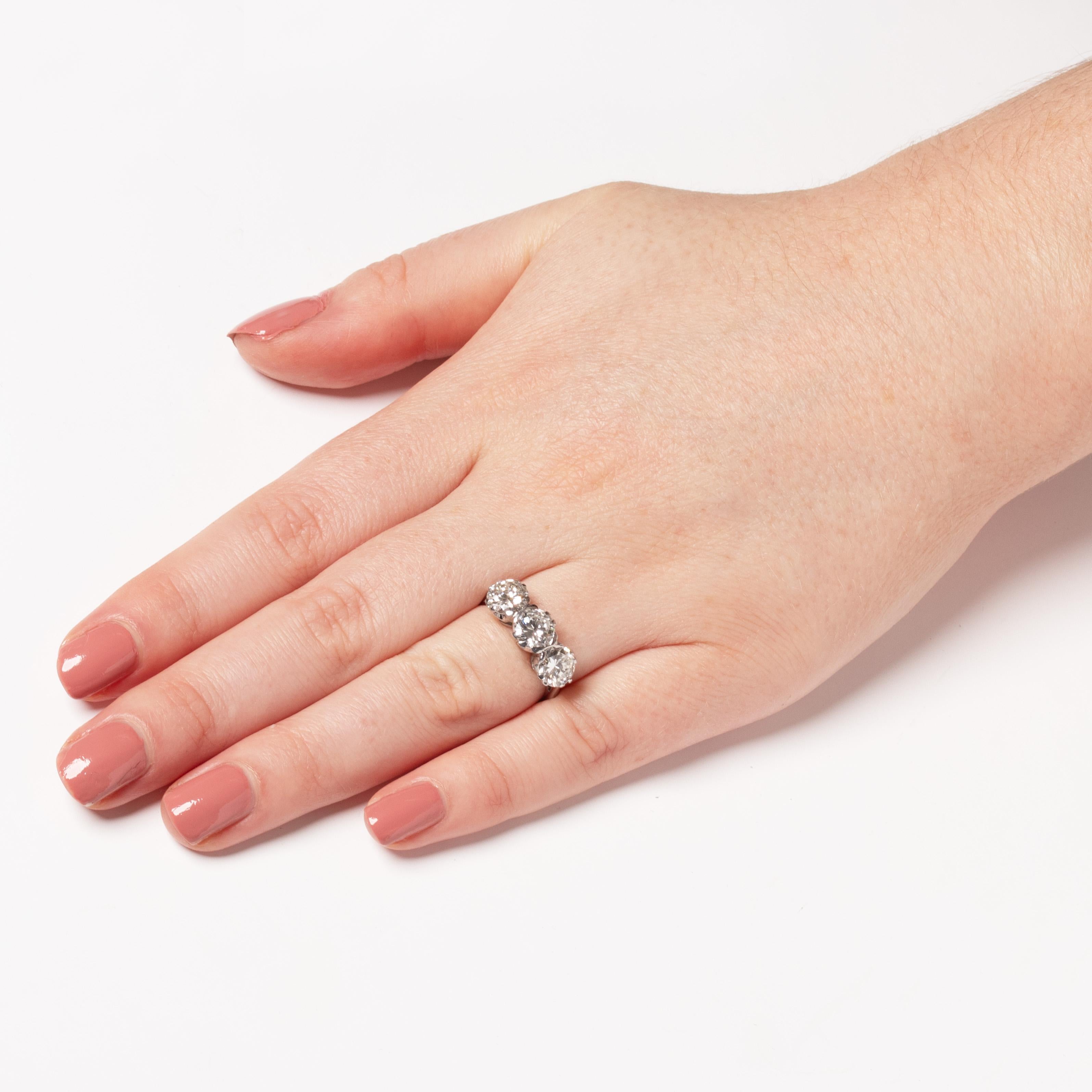 Bague à trois pierres en diamant de 3(00ct), A.I.C. C Stone, C.C. Bon état - En vente à London, GB