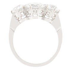 Late Deco 3.20ct Diamond Three Stone Ring, c.1940s