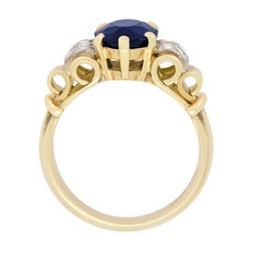 Late Deco 3.20ct Sapphire and Diamond Cluster Ring, c.1940s