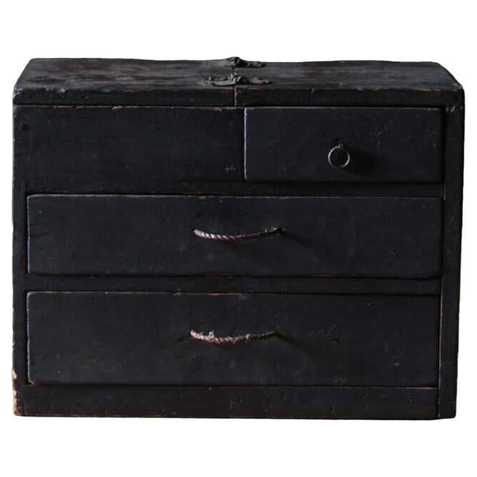 Late Edo period chest of drawers for sewing  For Sale