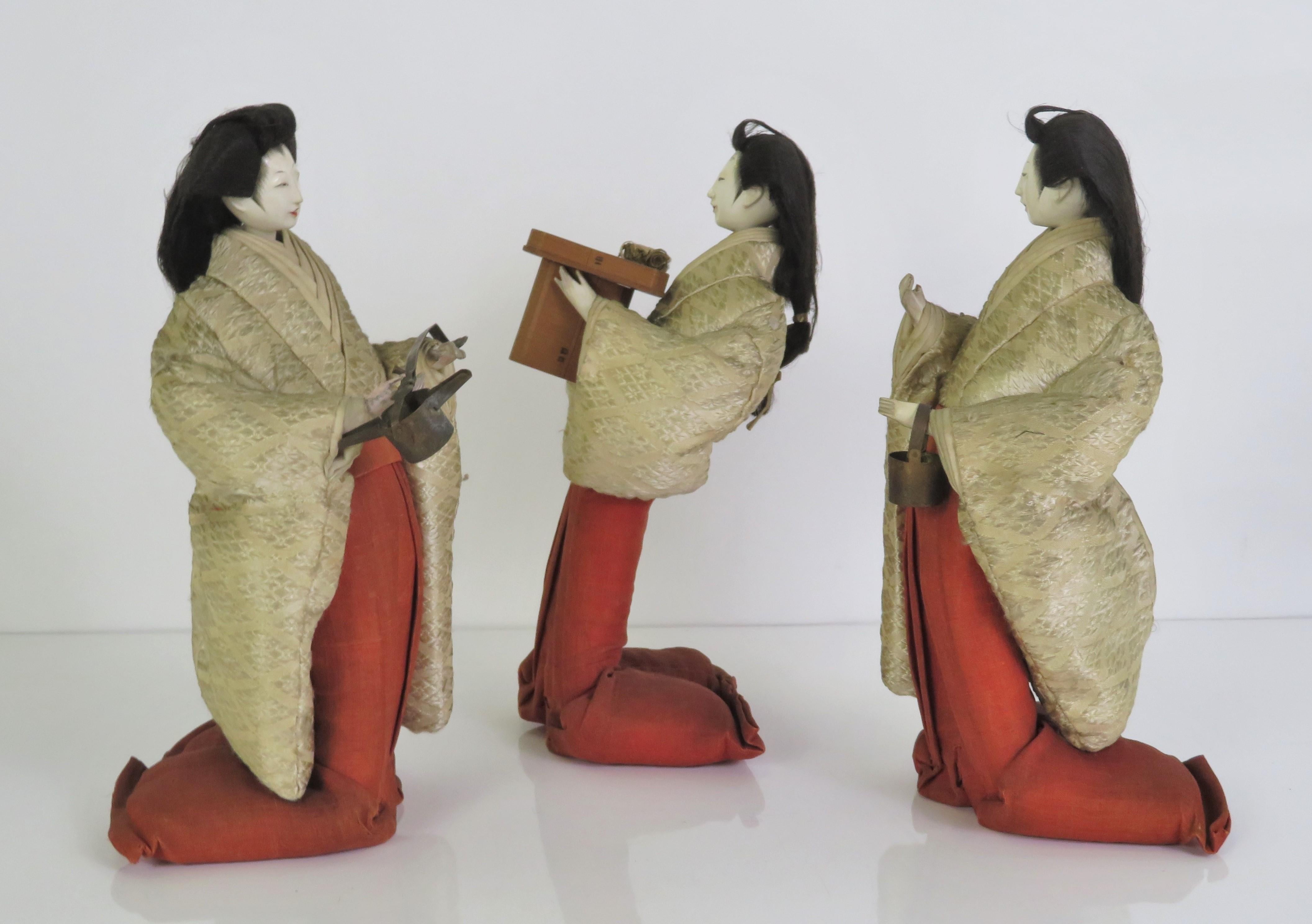 Japanese Late Edo Period Sannin-kanjyo Figures or Three Court Ladies w. Wood Box Japan For Sale