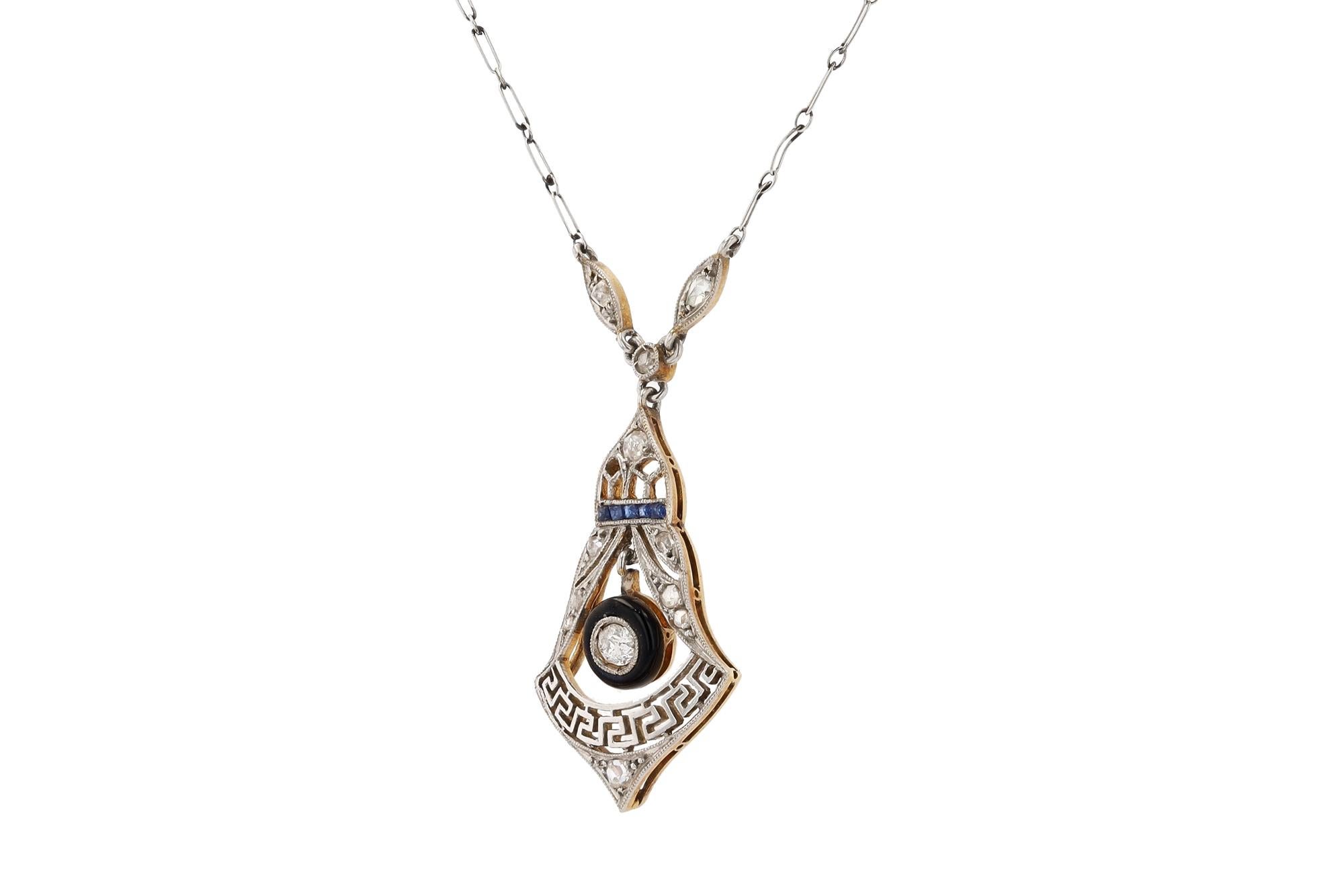 Filigrane Halskette mit Diamant- und Onyx-Anhänger aus dem späten edwardianischen und frühen Art déco-Stil (Edwardian) im Angebot