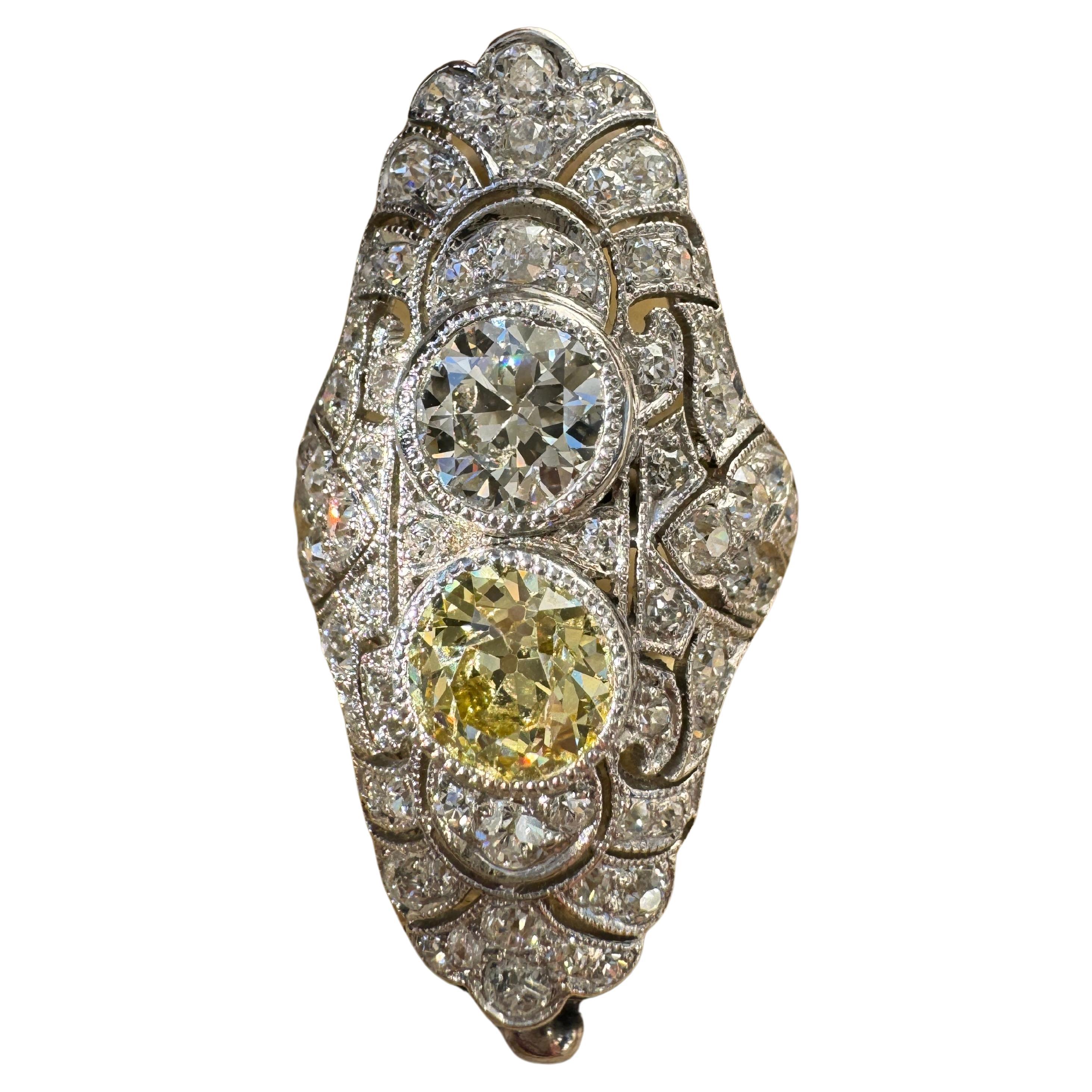 Länglicher gelber Toi et Moi Ring aus der Spät-Edwardianischen Ära / Frühes Art Deco - GIA im Angebot
