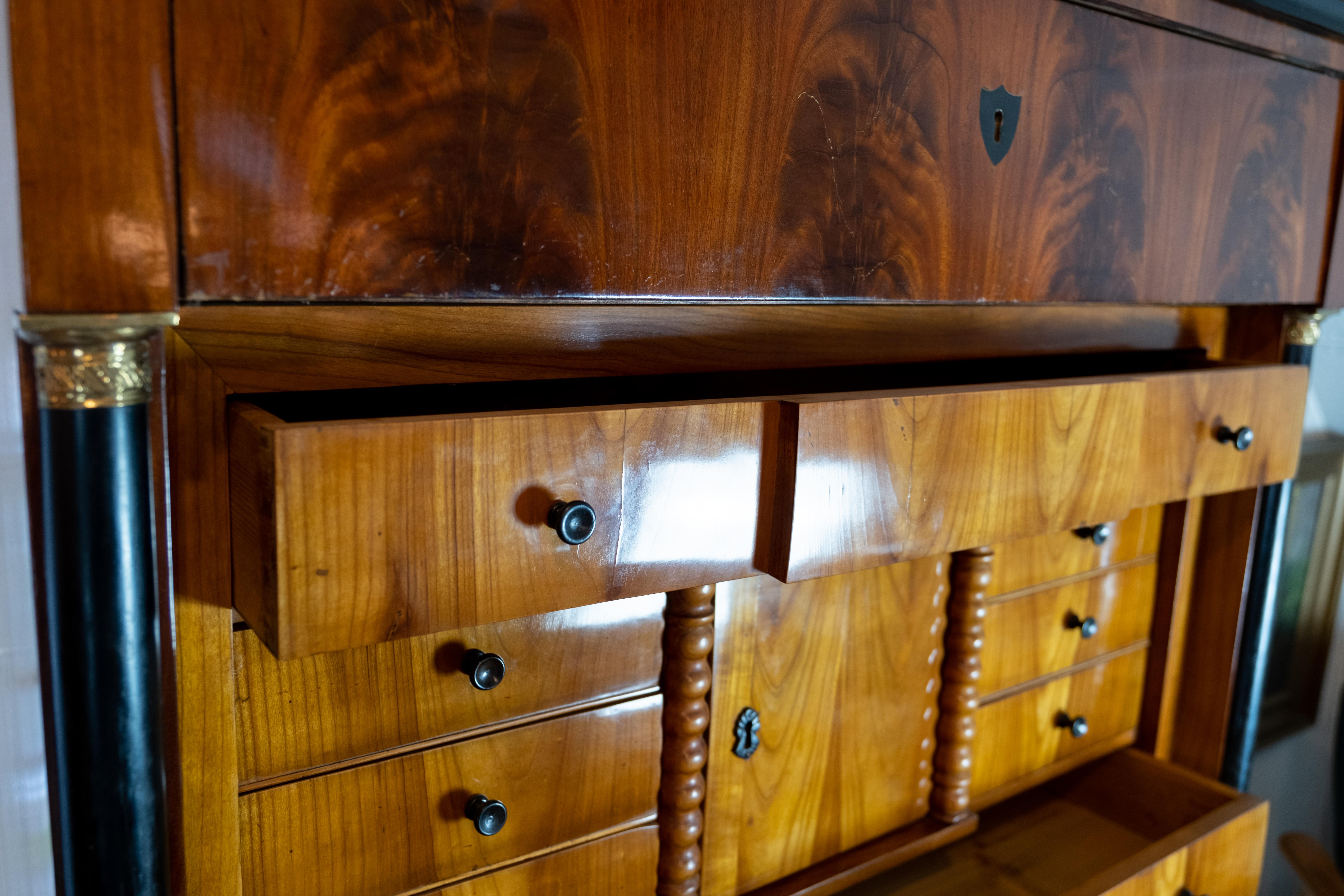 Late Empire Cabinet of Handpolished Mahogany and of Cherry on the Inside, 1840 1