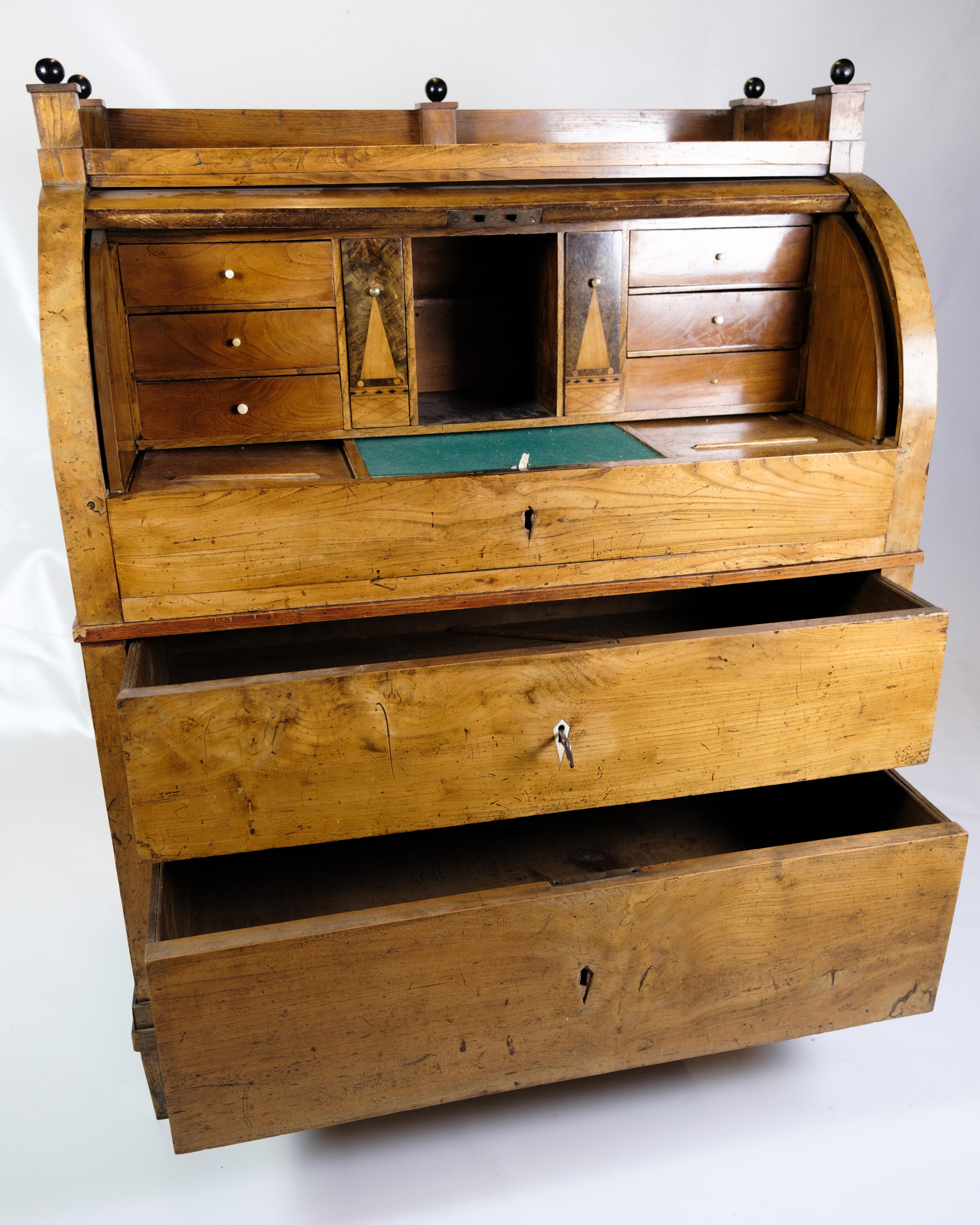 Late Empire Chatol Made In Elm Wood From 1840s For Sale 2