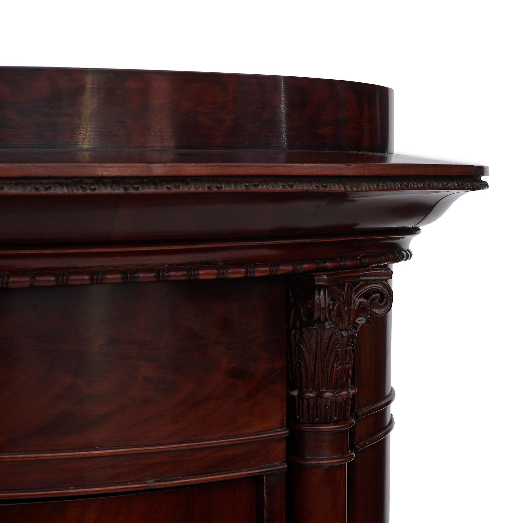 Late Empire Flamed Mahogany Pedestal Cabinet In Good Condition For Sale In Kastrup, DK