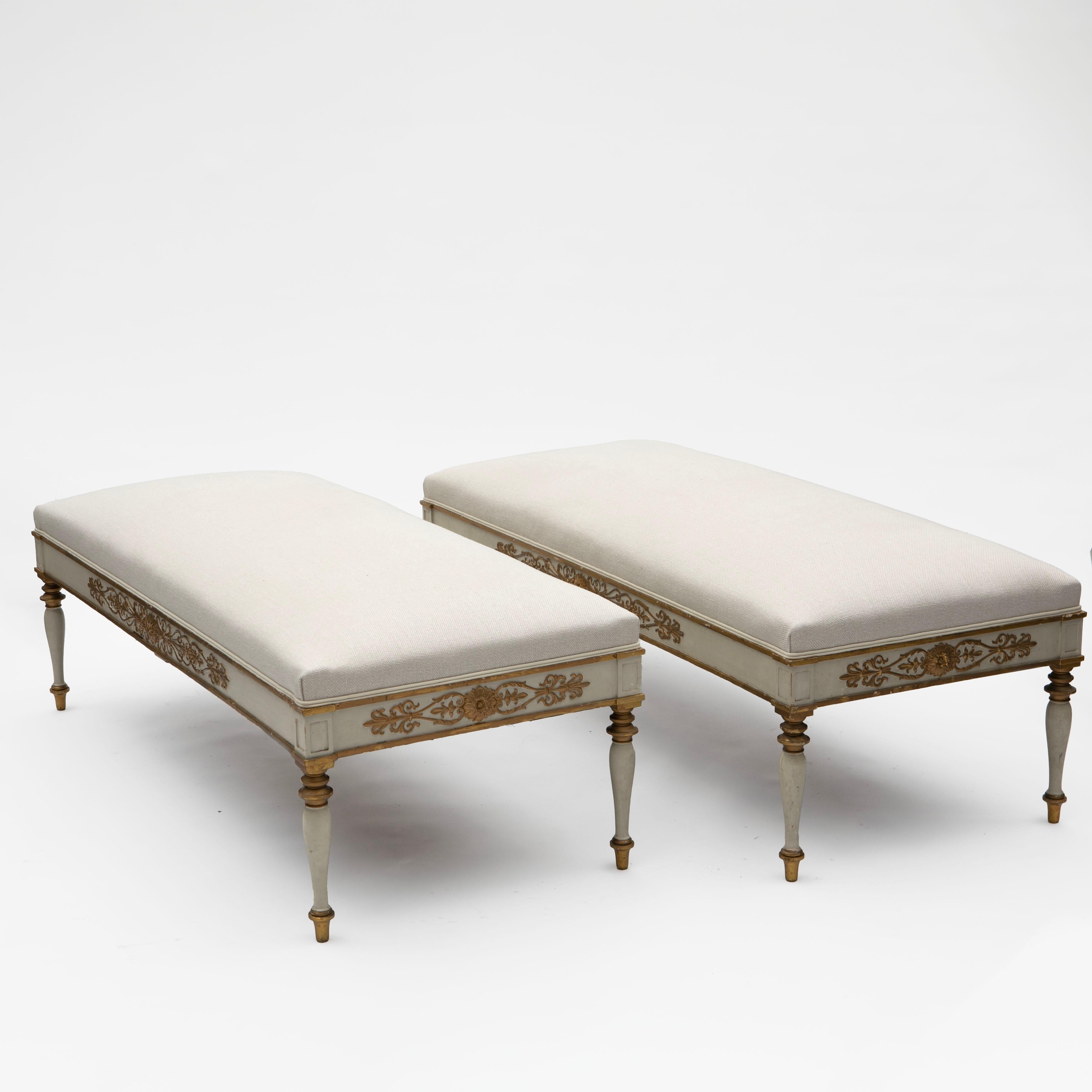 Late Empire Upholstered Bench with Carved Gilt Carvings For Sale 2