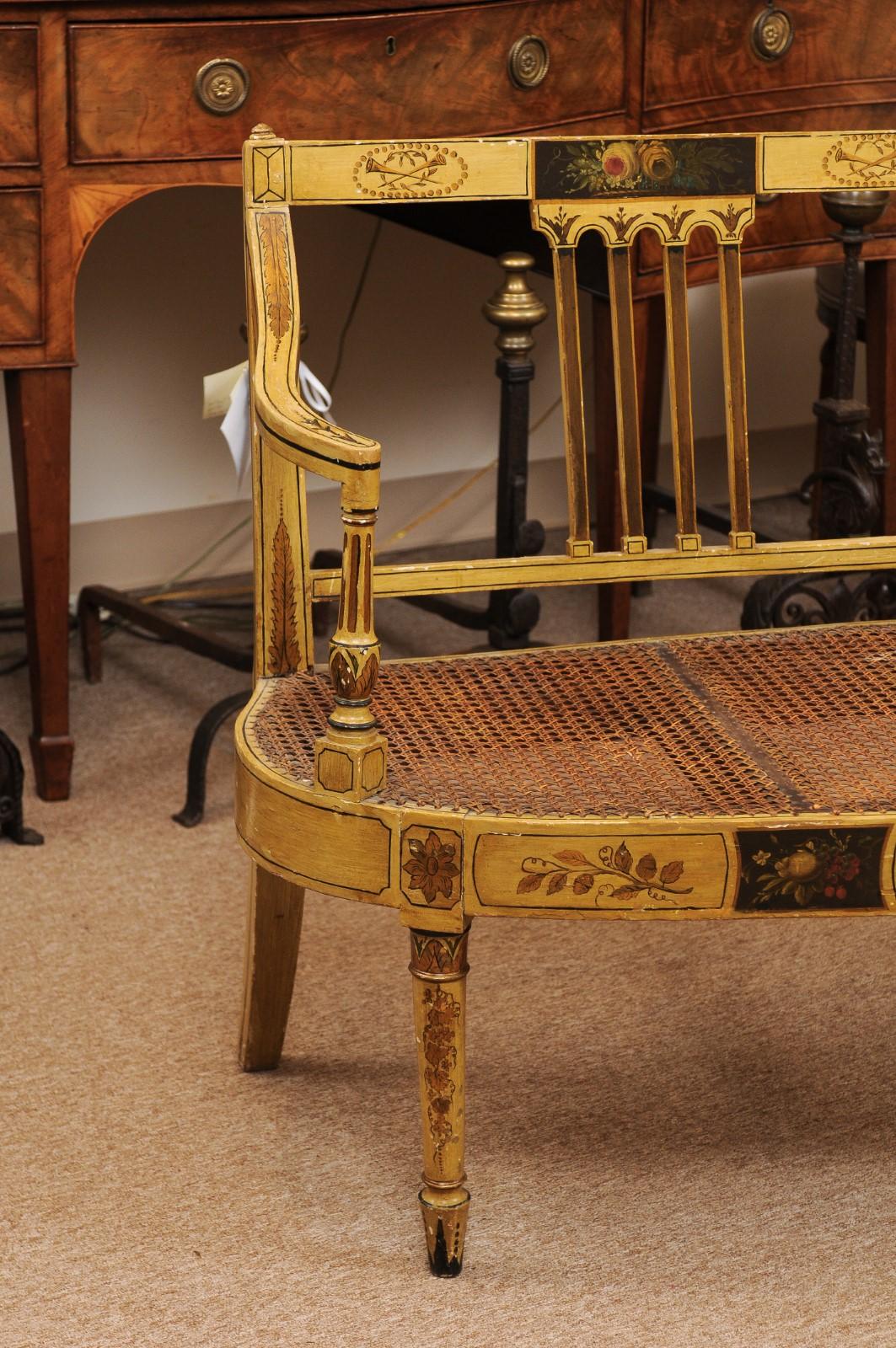 Canapé anglais de la fin de la période George III:: peint en ocre et cannage:: vers 1820 en vente 12