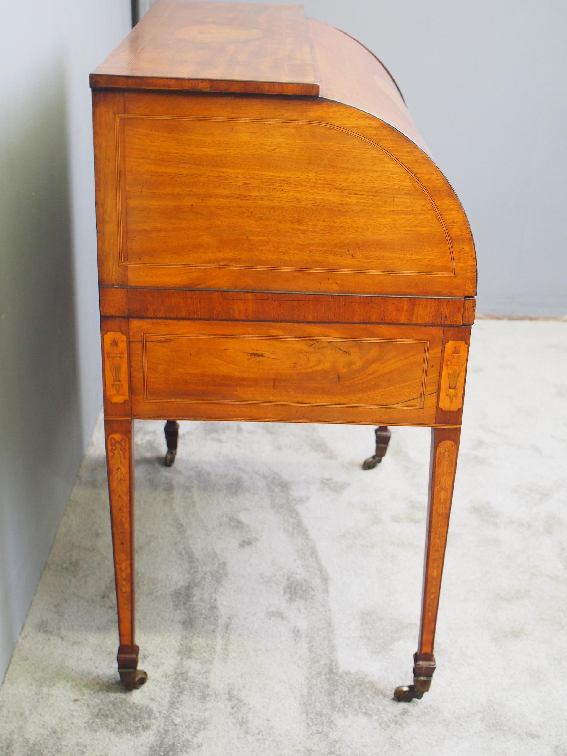 Late George III Mahogany and Inlaid Cylinder Desk by T. Willson, London For Sale 5