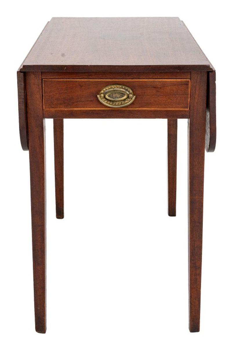 Late George III Mahogany Pembroke Table For Sale 1