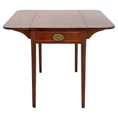 Mesa Pembroke de caoba de finales de Jorge III