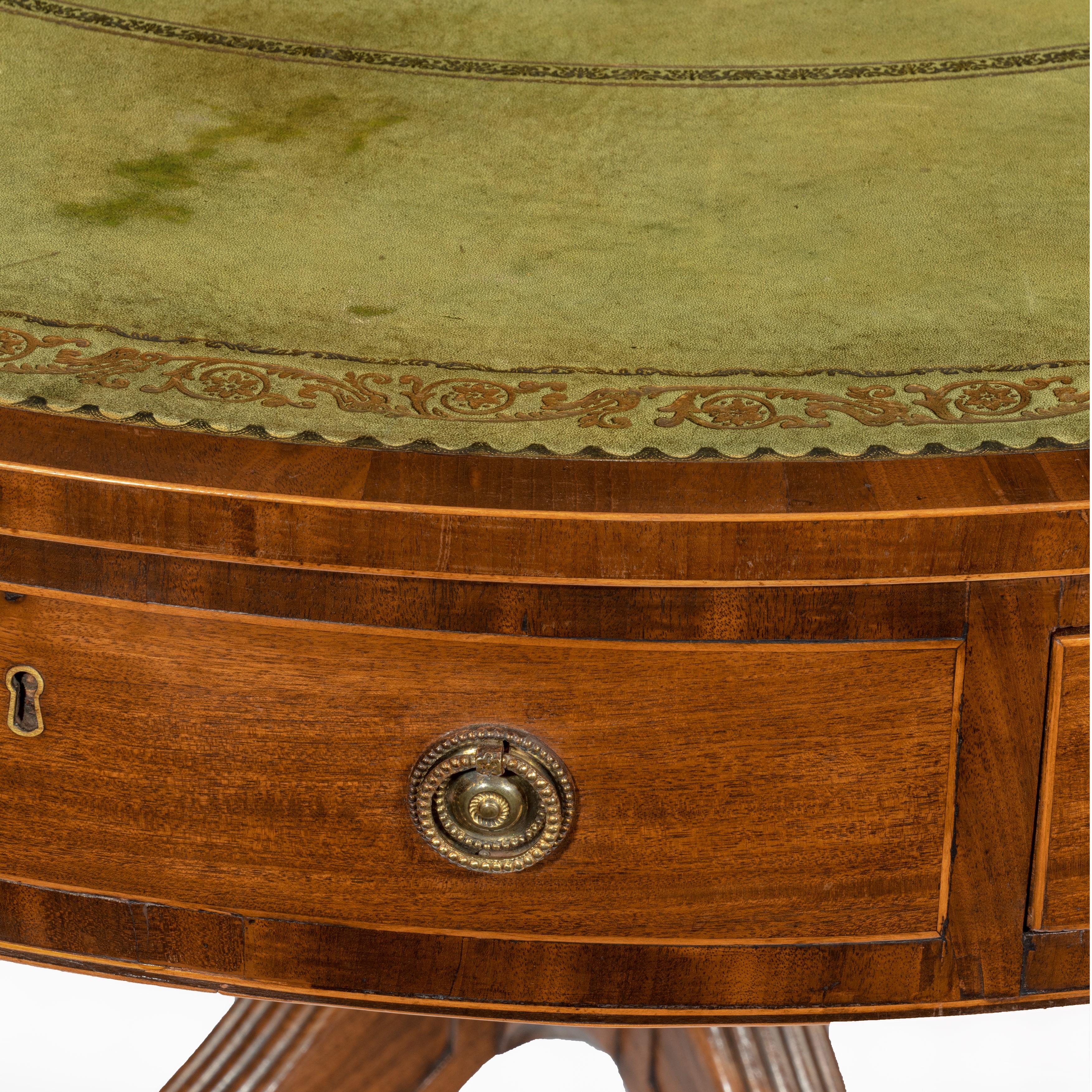 Late George III Revolving Mahogany Drum Table Attributed to Gillows In Good Condition For Sale In Lymington, Hampshire