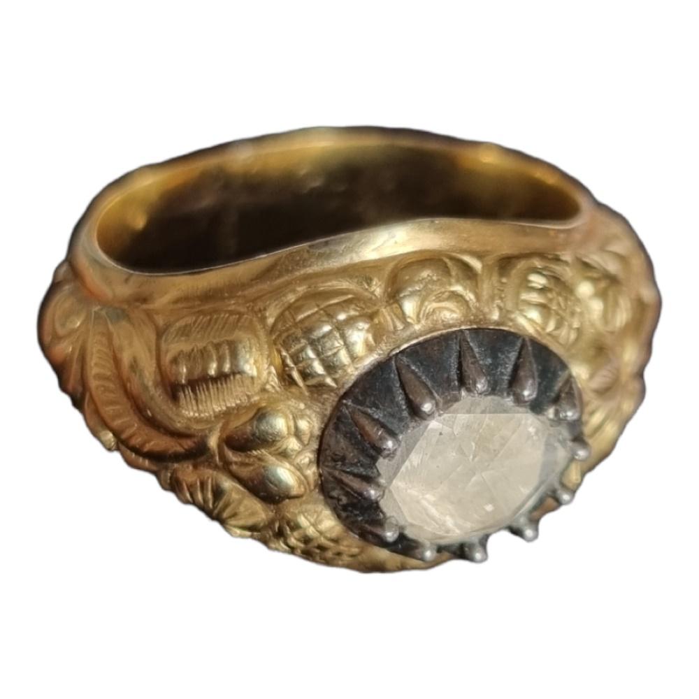 Portuguese Romantic Era  (1830-188) Rose cut Diamond Men Ring For Sale 5