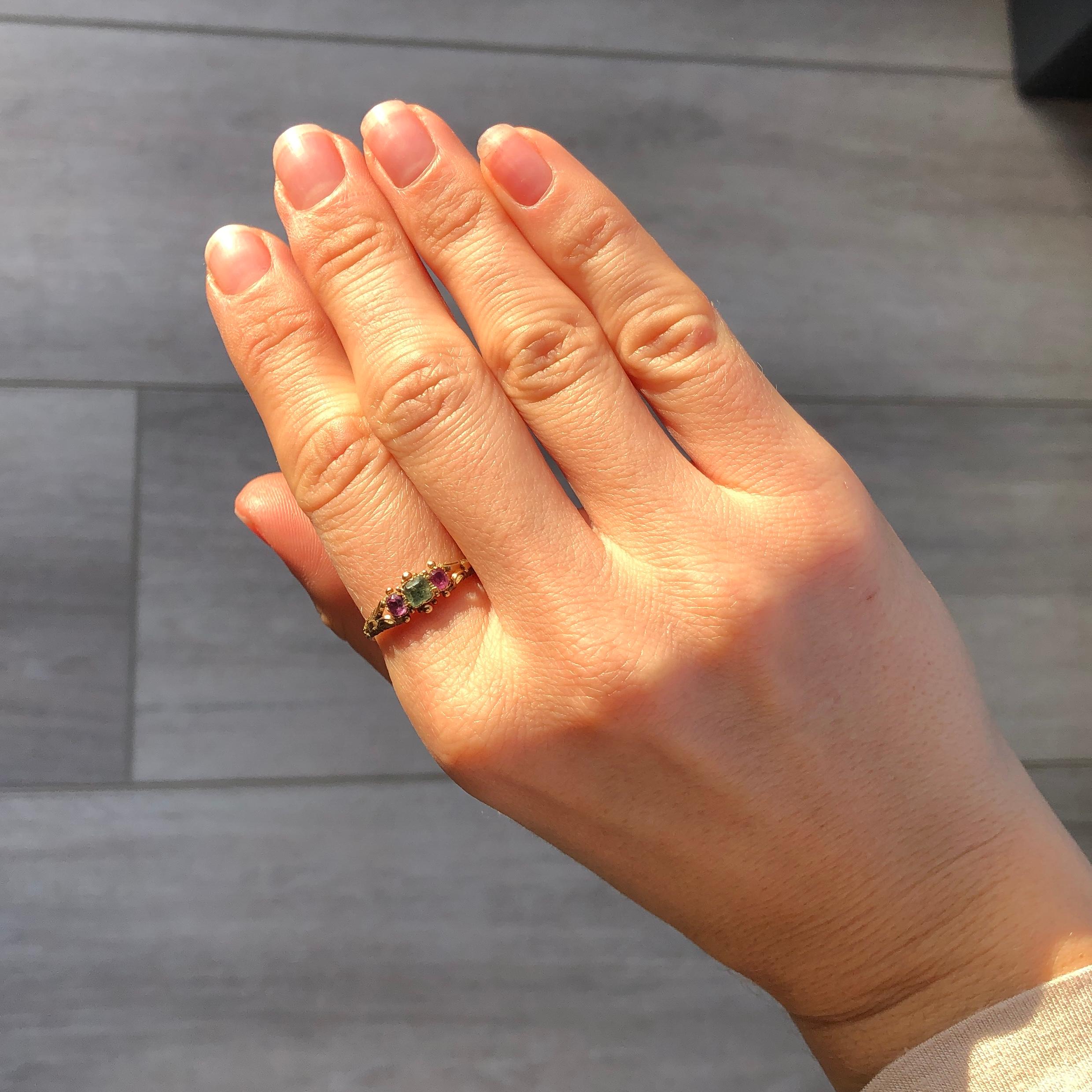 Women's Late Georgian Emerald and Ruby 18 Carat Gold Ring
