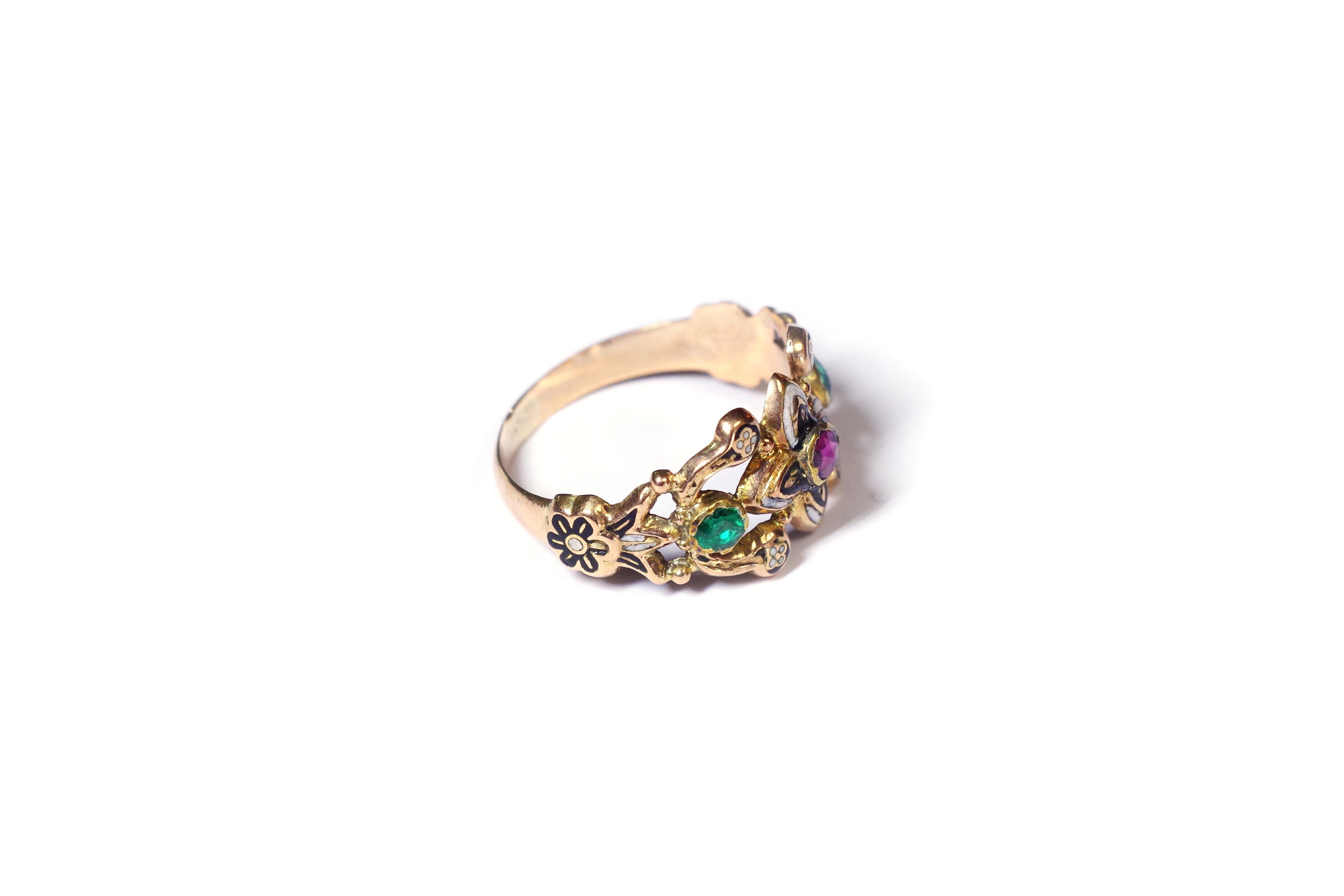 Women's Late Georgian Enamel Ring in Rose Gold 18 Karats For Sale