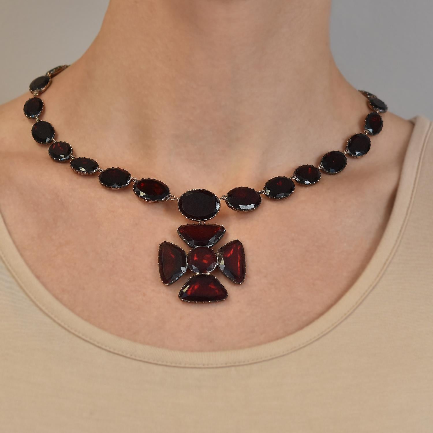 Late Georgian Garnet Maltese Cross Pendant Necklace 1