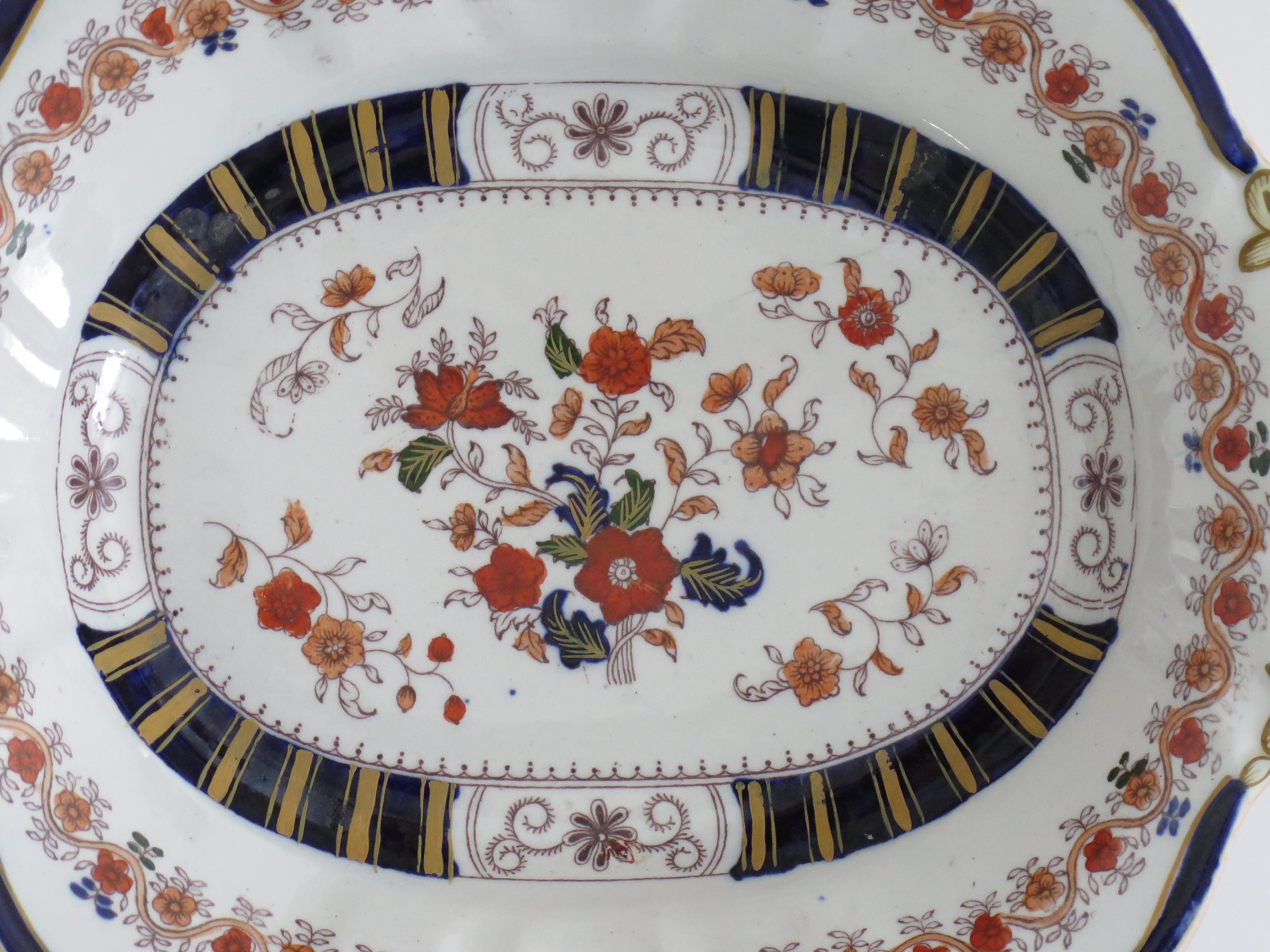 Hand-Painted Late Georgian Masons Ironstone Serving Dish in Floral Pattern, Circa 1830 For Sale