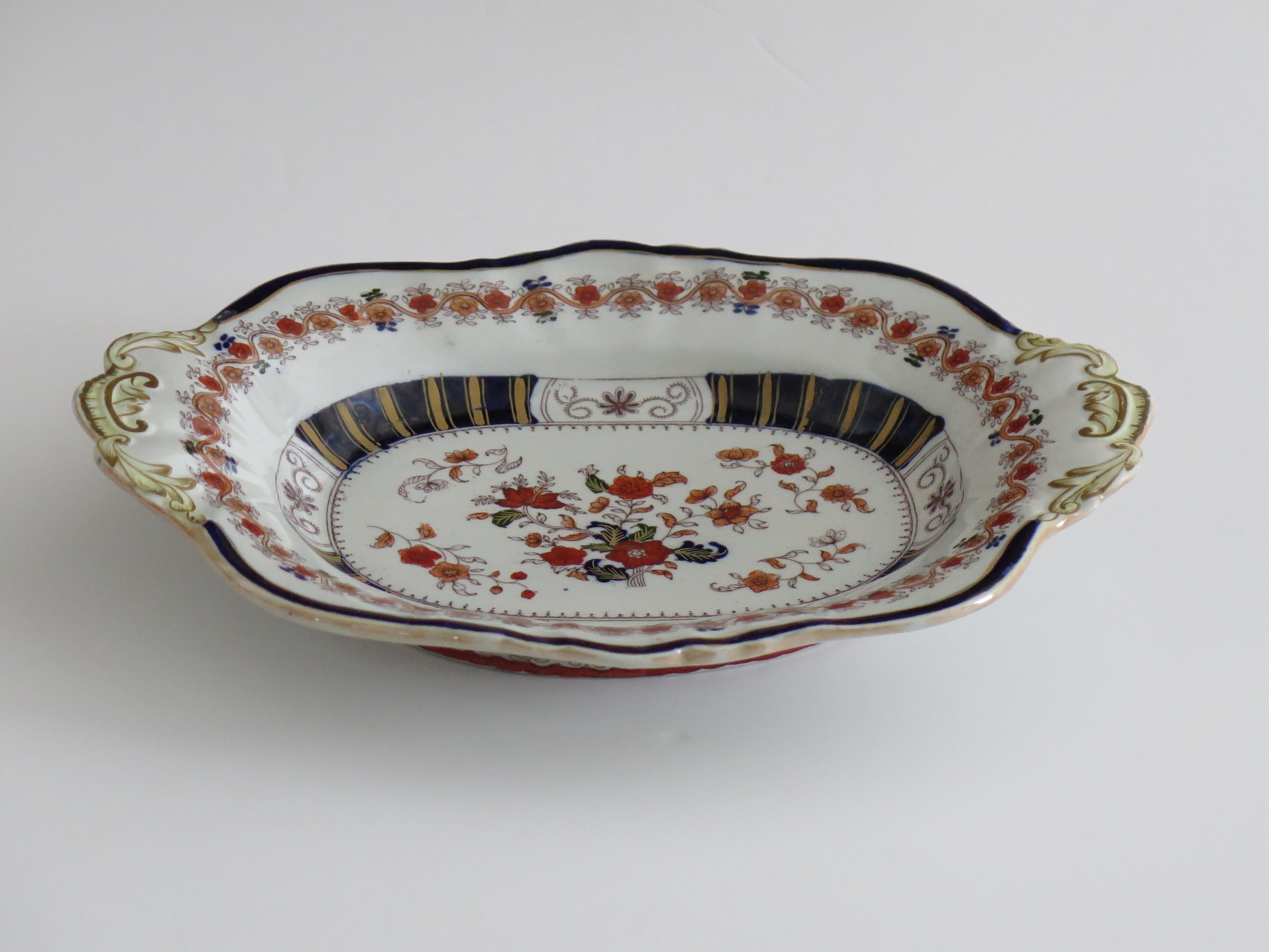 Late Georgian Masons Ironstone Serving Dish in Floral Pattern, Circa 1830 In Good Condition For Sale In Lincoln, Lincolnshire