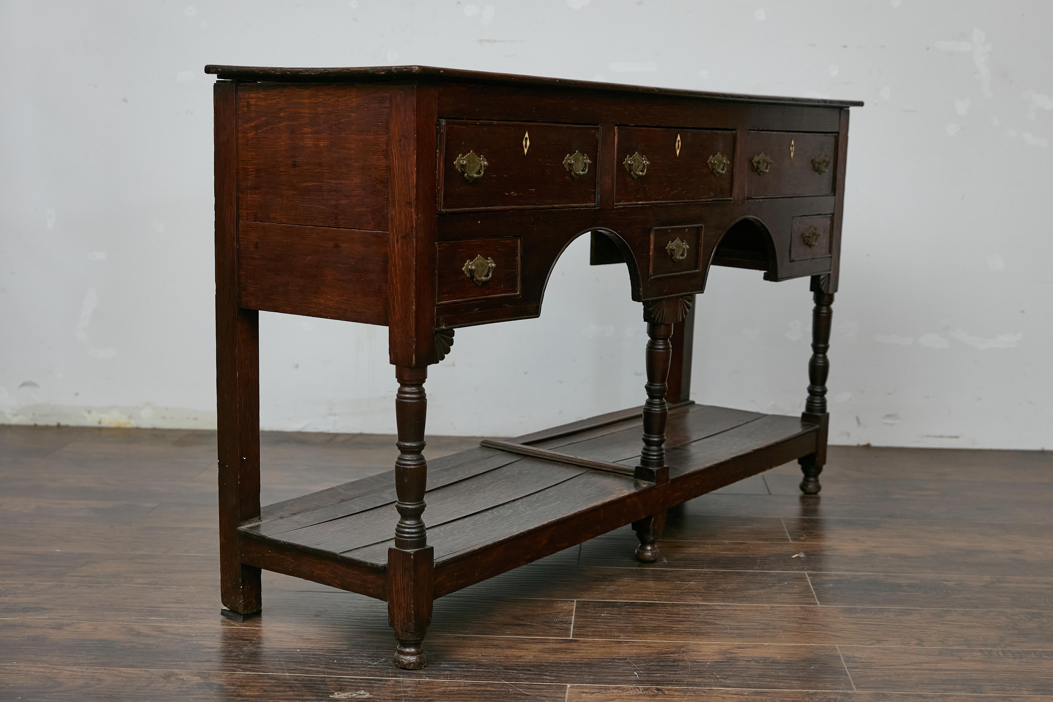 Base per comò del XIX secolo in Oak Oak tardo georgiano con ferramenta in ottone Chippendale in vendita 1