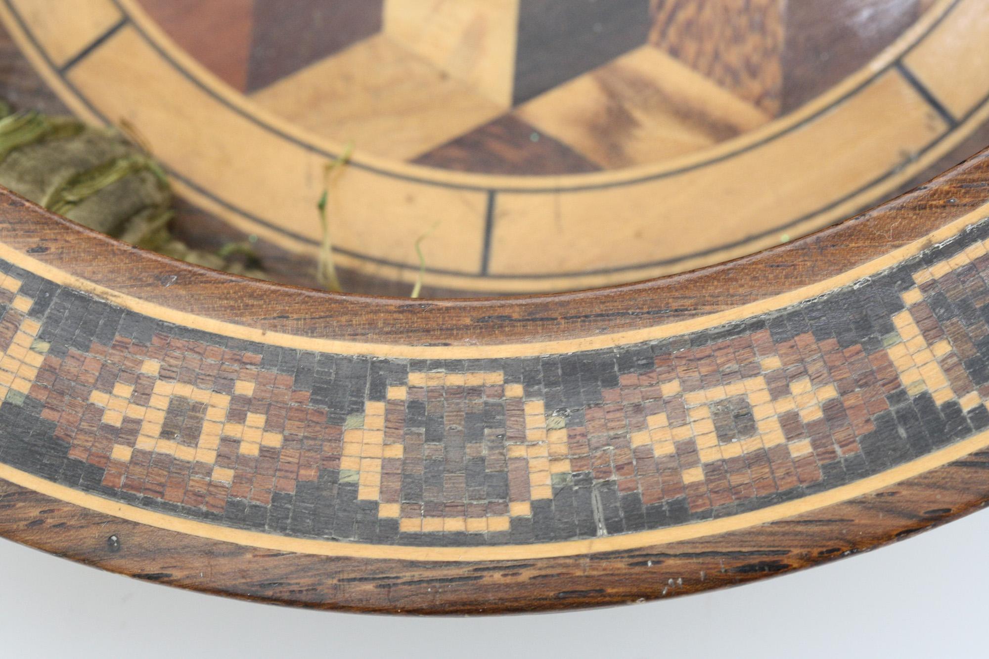 Late Georgian Rare Tunbridgeware Wood and Silk Sewing Basket For Sale 2