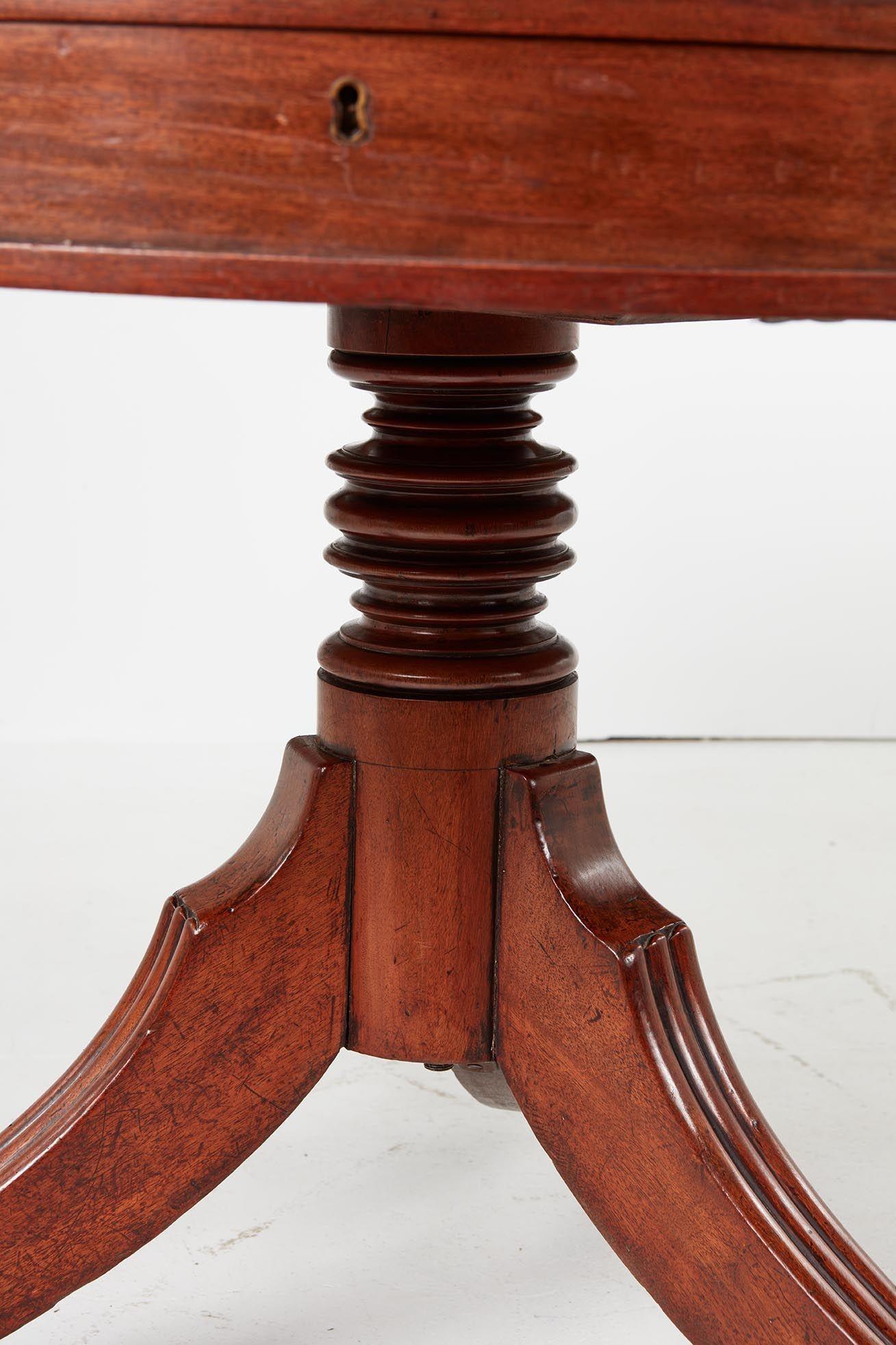 Late Georgian Reeded Leg Drum Table For Sale 1